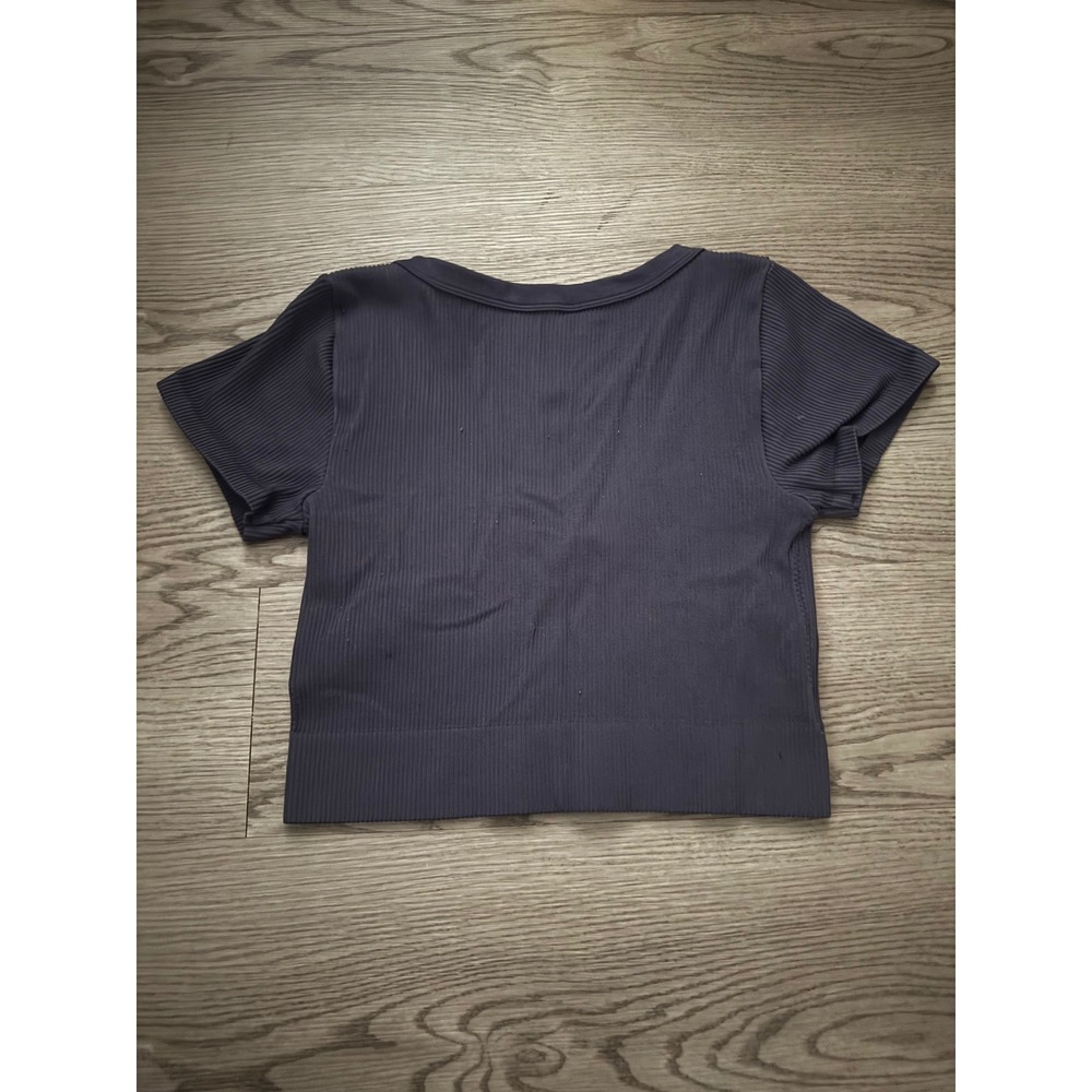 Garage Ribbed Seamless Crop Top V-Neck Short Sleeve Blue Medium Women's Tank - Picture 3 of 3